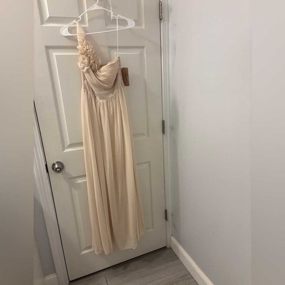 Modcloth Cream Ruched One-Shoulder Gown